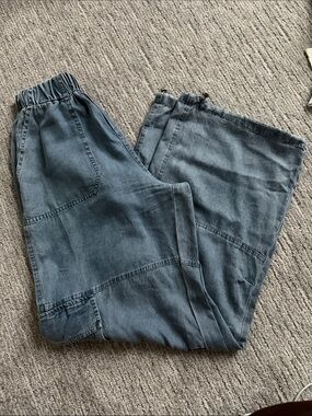 Wide Leg Jeans in Washed Blue